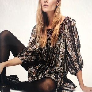 NWT Free People Printed 3/4 Square Neck tunic